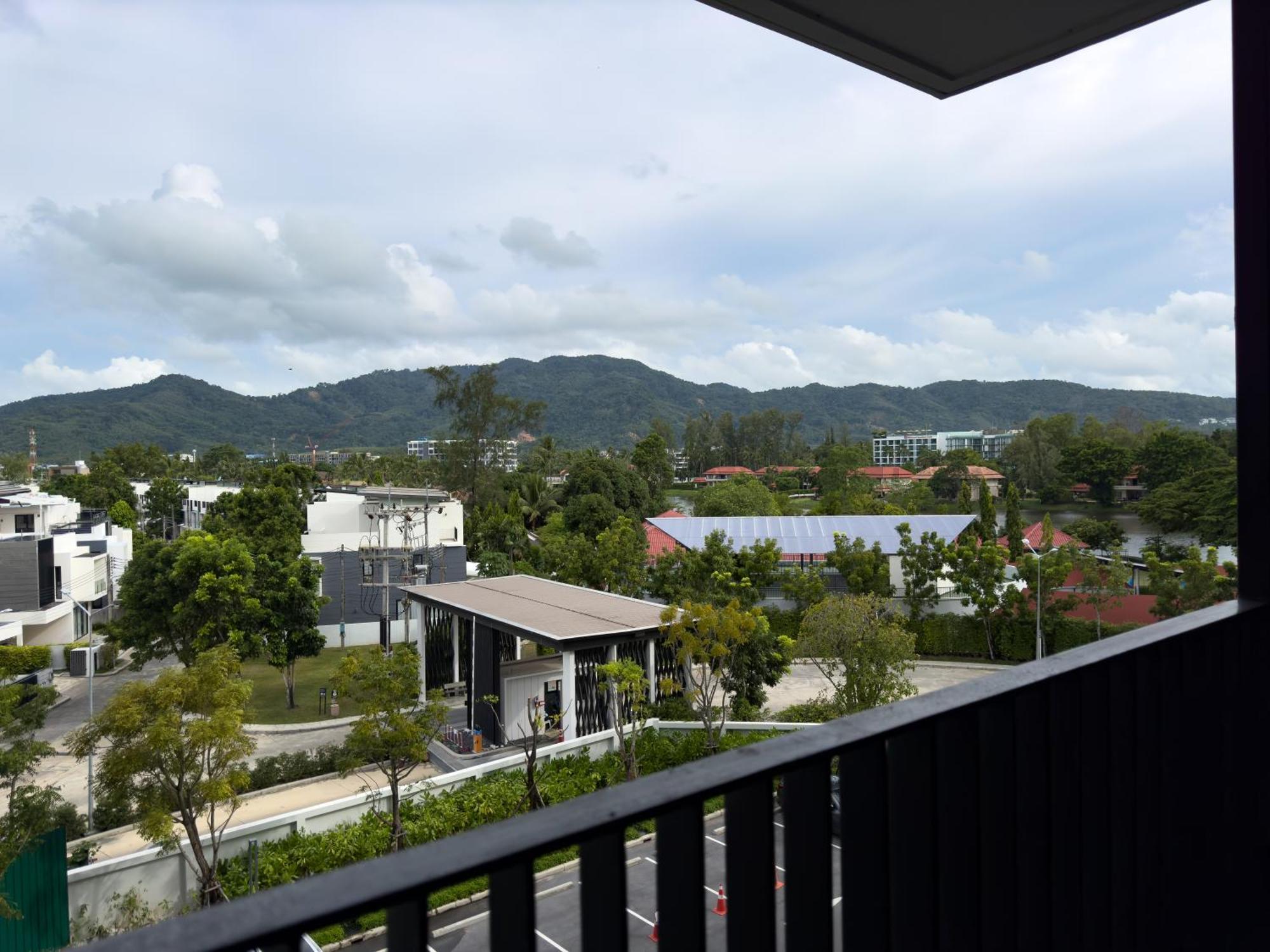 Skypark Laguna Apartments Bangtao Praia de Bang Tao Exterior foto